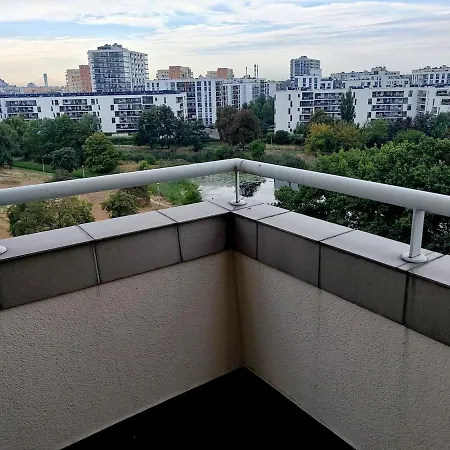 Newly Renovated Apartment! Center And View! Warschau