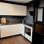 Newly Renovated Apartment! Center And View! Warszawa