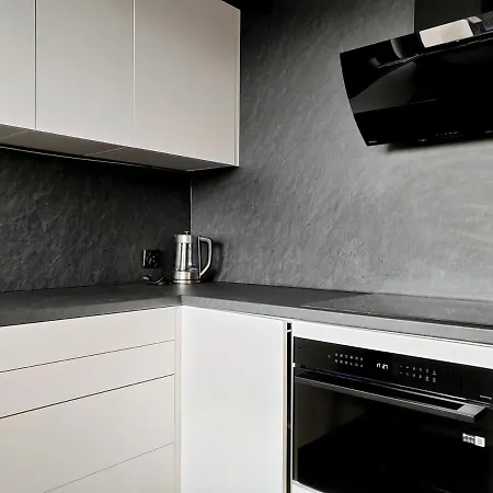 Apartman Newly Renovated Apartment! Center And View!