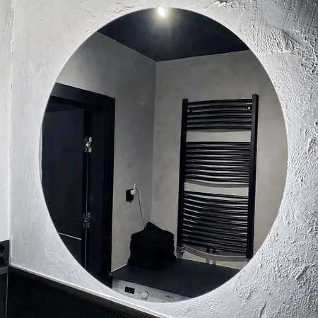 Apartman Newly Renovated Apartment! Center And View!