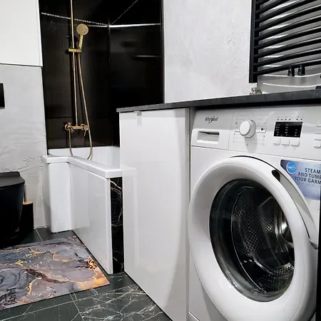 Apartmán Newly Renovated Apartment! Center And View! *