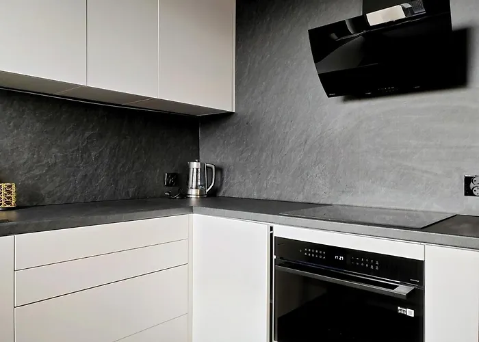 Διαμέρισμα Newly Renovated Apartment! Center And View!