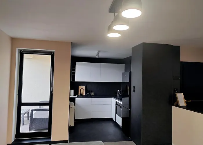 Newly Renovated Apartment! Center And View! Διαμέρισμα *