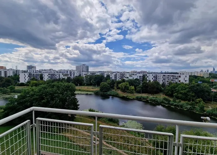 Διαμέρισμα Newly Renovated Apartment! Center And View! Βαρσοβία