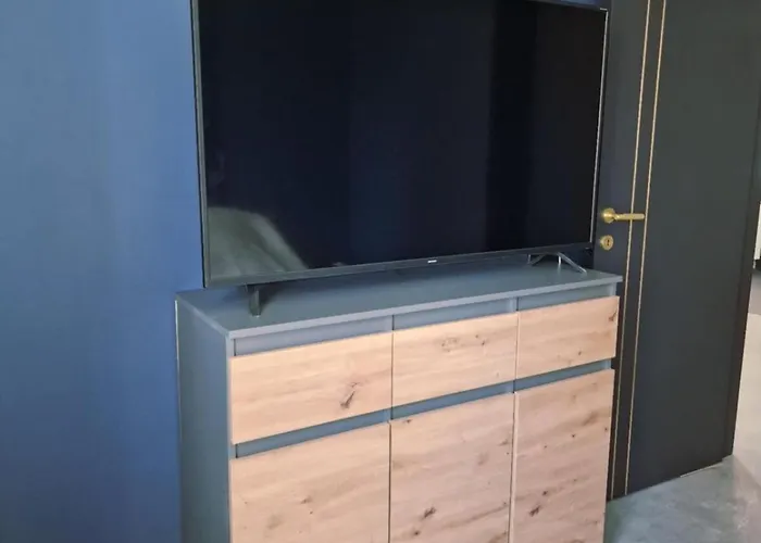 Newly Renovated Apartment! Center And View! Apartment *